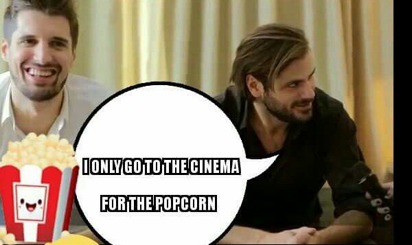 I only go to 2CELLOS concerts for @hausercello 😅