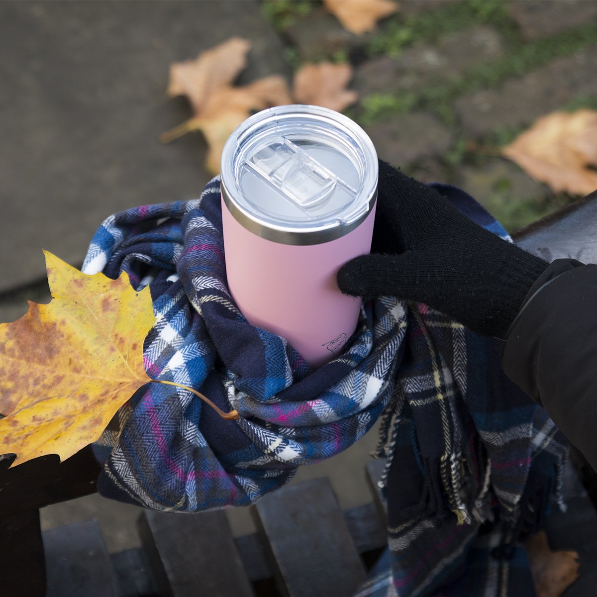 Chillysbottles's tweet photo. Introducing Chilly’s Tumblers. Great for keeping you warm when you’re cold. Soups, coffees, teas - throw it all in there. Ideally not at the same time 😋
#ChillysEverywhere https://t.co/zXz2IKINDX