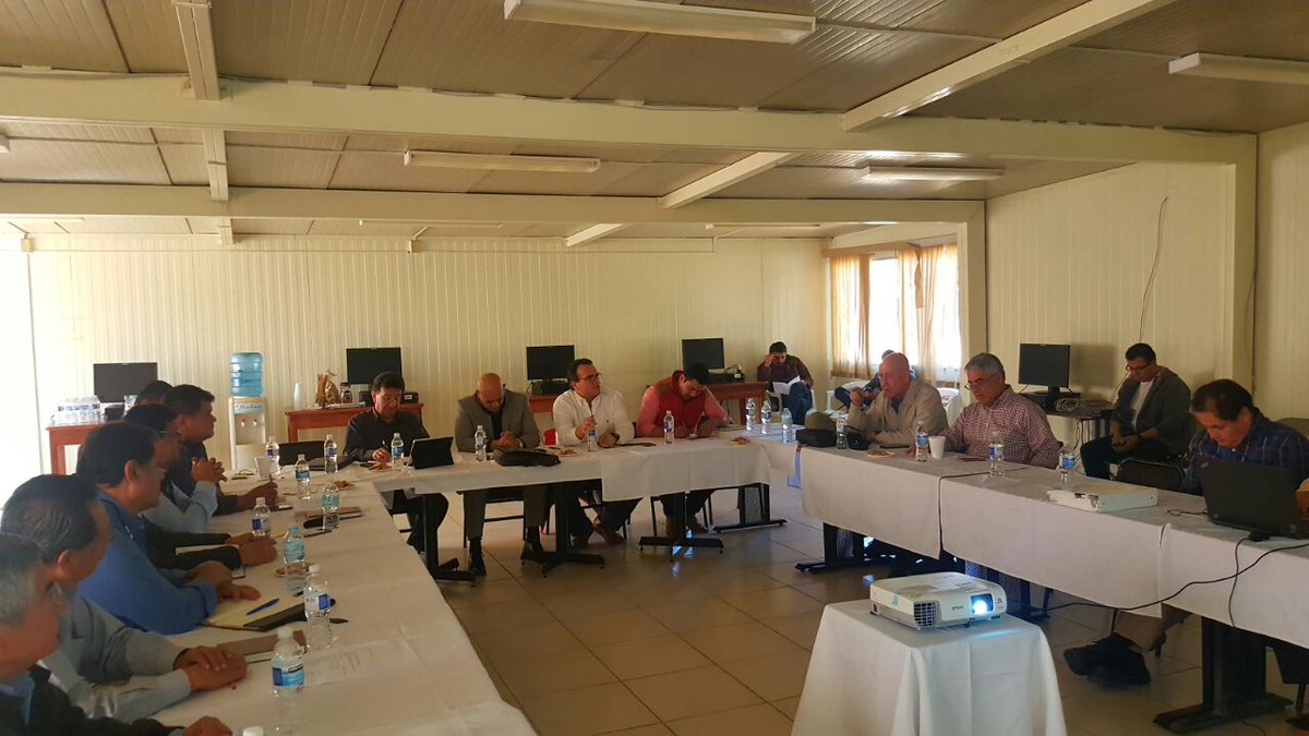 CEA_SLP's tweet photo. Reunión interinstitucional @Conagua_DLSLP #sapsam #PMVillaDeGpe #CGEAltiplano @JECSanLuis @CEA_SLP para dar seguimiento a la construcción del #acueducto y la #Presa #LaMaroma para que #ProsperemosJuntos @JMCarrerasGob https://t.co/CeowhU1GcQ