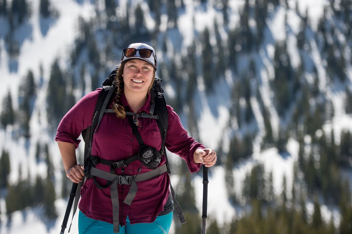 howl_often's tweet photo. Women’s Empowerment in Skiing Starts Here: https://t.co/hMSTdzl2NP via/ @PowderMagazine #SheJumps #HowlOften https://t.co/hCEaJjI9zm