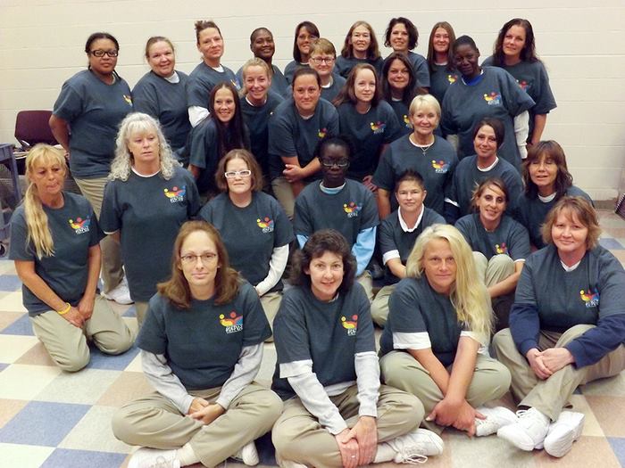 MoCorrections's tweet photo. THE DOC GIVES BACK. With help from the Missouri Hospice & Palliative Care Association, DOC facilities offer hospice training to offenders, who then provide comfort & companionship to terminally ill peers. In two years, we've trained more than 250 volunteers. #MOGiving #MOThanks https://t.co/O1kiuLnnHF