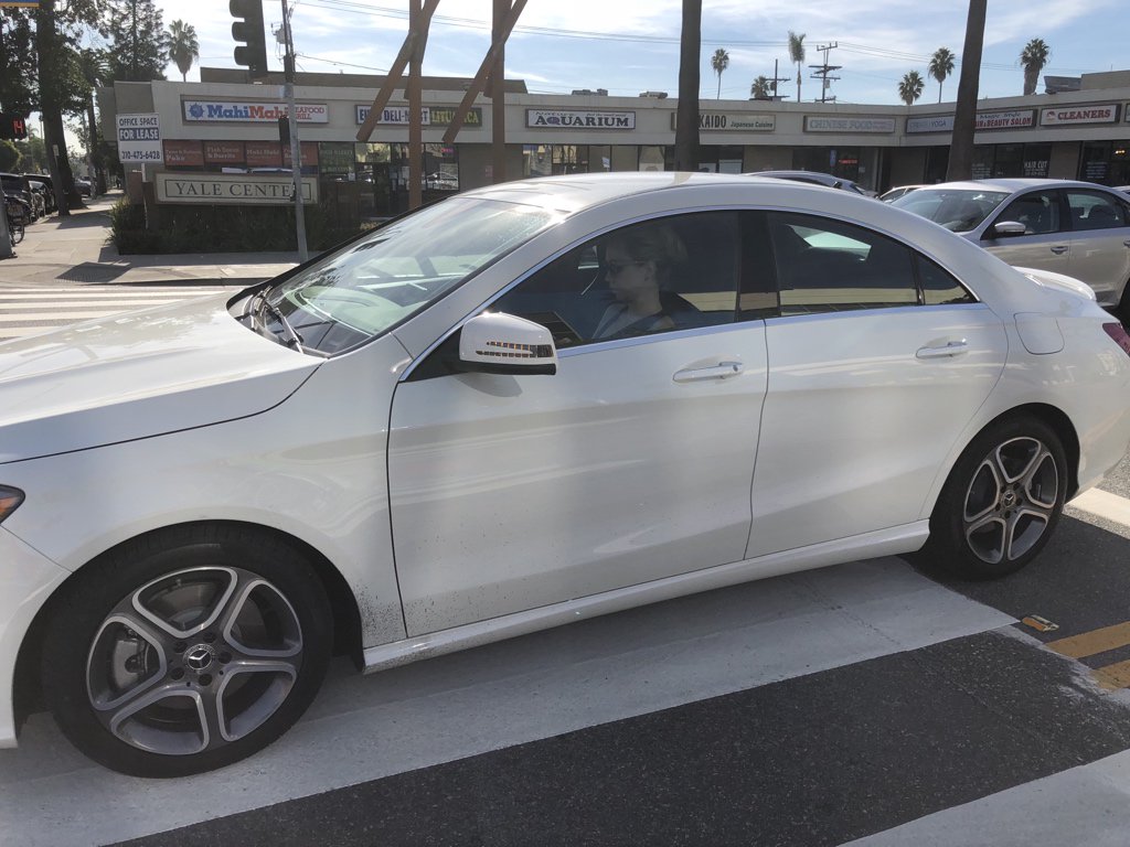 SMSpoke's tweet photo. THIS is what we see EVERYDAY and EVERY TIME we go out. On a good day someone doesn’t ALSO nearly take ya out. When is enough ENOUGH?? Distracted, aggressive, speeding motorists are killing us! #VisionZero #visionzeroSM #SafetyFirst #saferstreets #StreetsR4Everyone https://t.co/ihjPsgi6hW