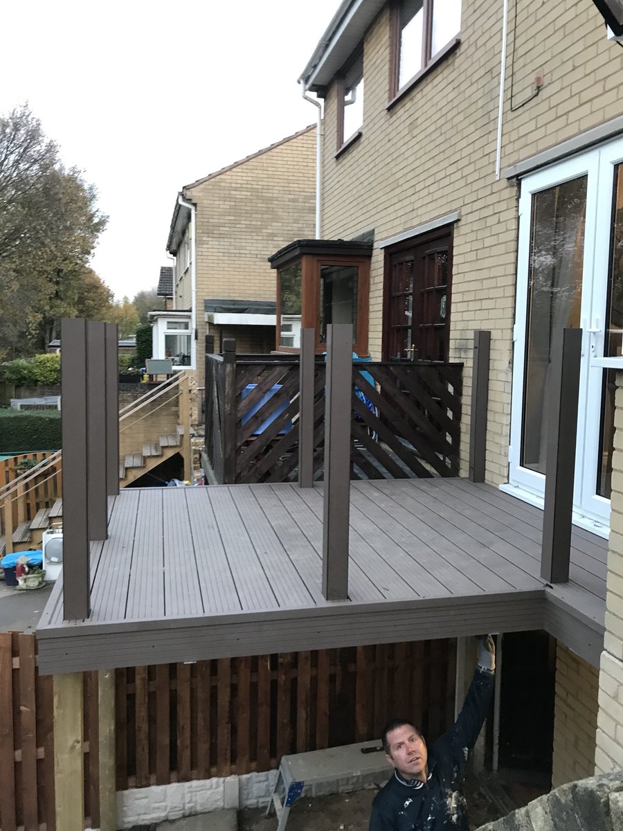 ABS_Prop_Spec's tweet photo. (Part 1) Recently completed in Sheffield, raised composite decking on stilts #outdoorliving #compositedecking https://t.co/z54heb2OHY