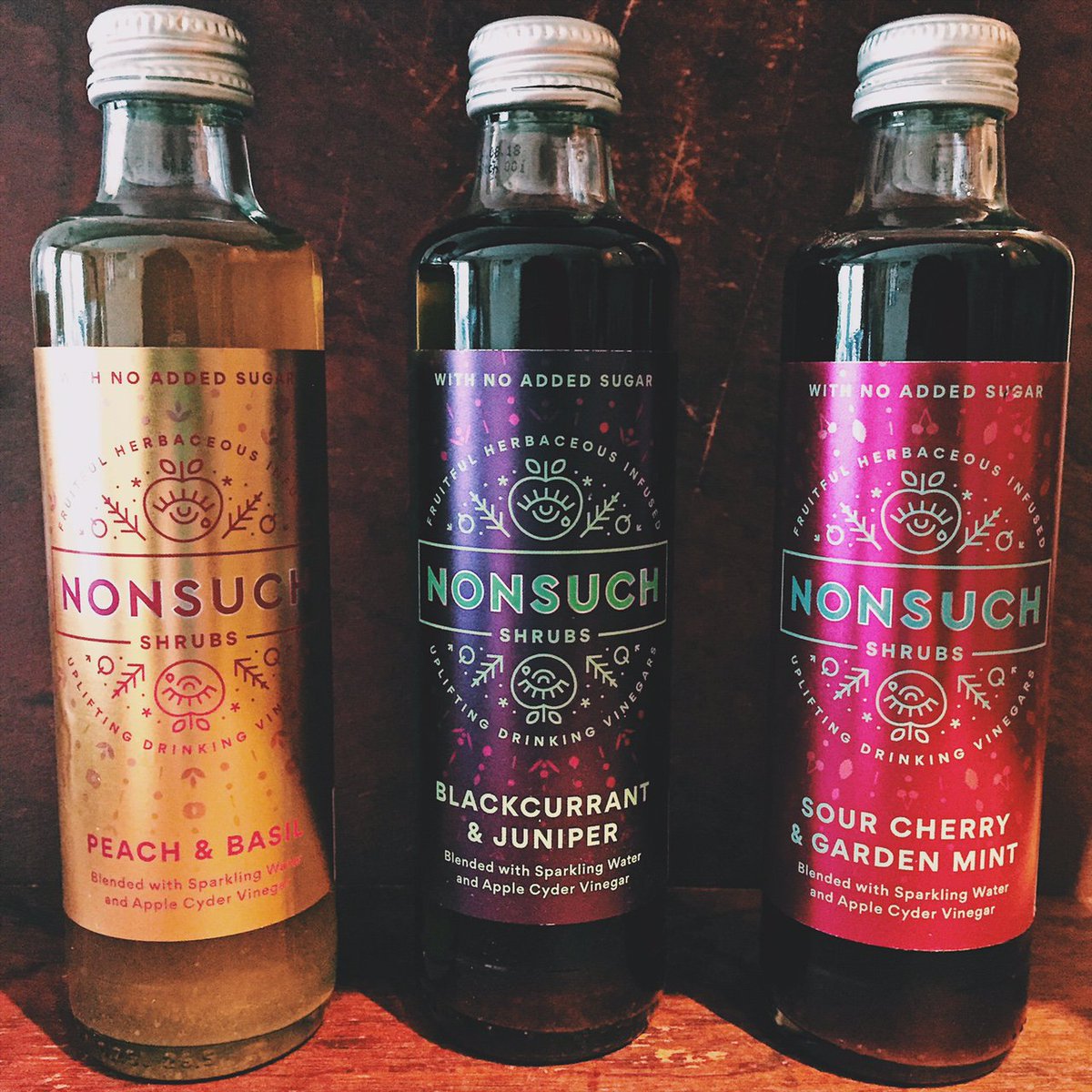 joinclubsoda's tweet photo. The fab Nonsuch Shrubs launch their delicious #drinkingvinegars at our #MindfulDrinkingFest, this Fri & Sat @spitalfieldsE1. The perfectly infused #natural syrup base is blended with #applecidervinegar & sparkling water to create a #refreshing, #flavoursome, #sippable drink https://t.co/vhMOdPFvhY