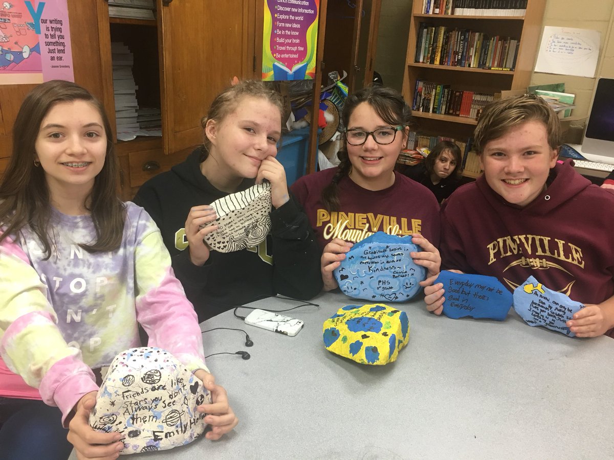 Pineville_Ind's tweet photo. Pineville Middke School students are sharing the theme “choose kind” from the book “Wonder” #readky#rockpainting#choosekind https://t.co/8YiACzBEWj