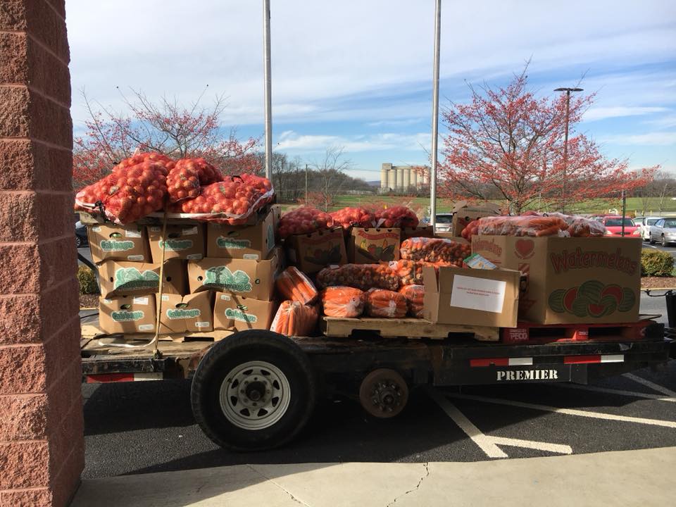 THANK YOU to everyone who contributed to our Canned Food Drive! Farmer Mike and <a href="/SeedofLifecsa/">Seedoflifecsa</a> will be feeding 20 needy families over this Thanksgiving holiday. Thanks for your continuous generosity!