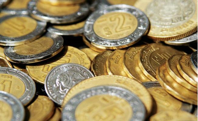 El_Universal_Mx's tweet photo. El Salario Mínimo General subirá de 80.04 pesos a 88.36 pesos diarios https://t.co/1Z0Dd1CvjQ https://t.co/gQVaGAgnmv