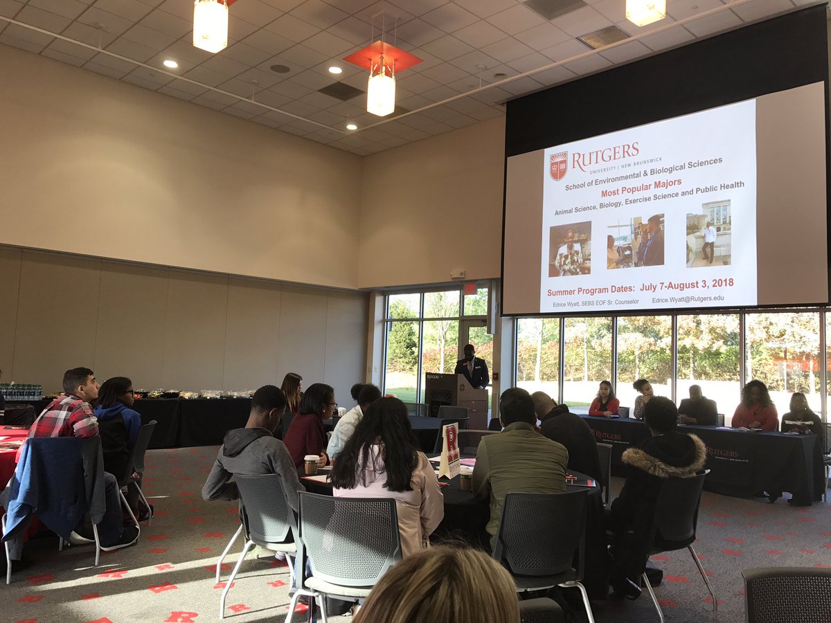 So much fun visiting <a href="/RutgersU/">Rutgers University</a>! Thank you EOF dept for a wonderful day! APHS seniors are ready to be #revolutionary!#rutgers #rutgersEOF