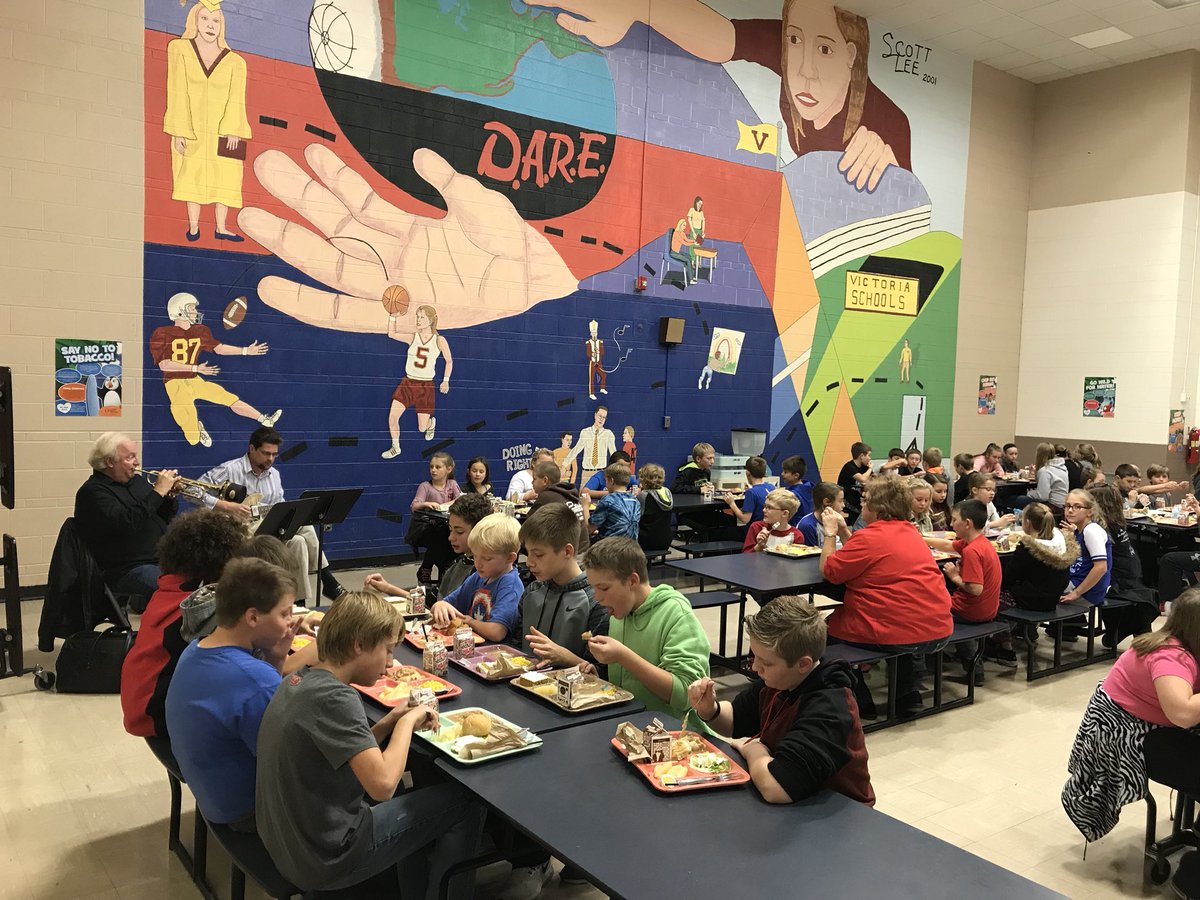 DavidMOttley's tweet photo. 🎶 A very special Thanksgiving lunch at VES! Music provided by Mr. Brad Dawson and our very own Mr. Luke Johnson!  So very much to be thankful for!  🎶 #VESpride https://t.co/P5sYlEnIIf