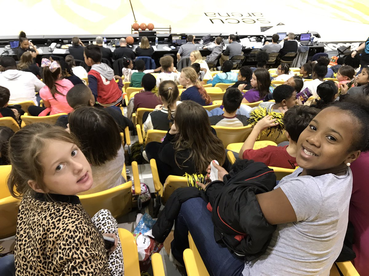 BGELibrary's tweet photo. THANK YOU @Towson_WBB for inviting our 4th and 5th graders to your game... we had a blast! 🏀 🐯 https://t.co/3P7zGIOqaD