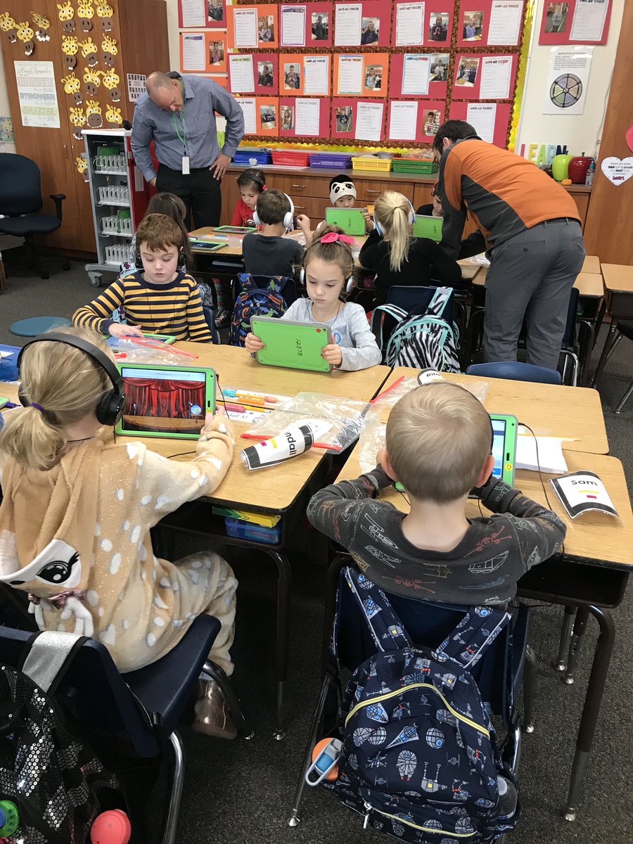 Erik_Youngman's tweet photo. #Differentiated and #personalized #math and #reading #learning with #CompassLearning for #ButterfieldD70 #students. #D70Learning
#LibertyvilleD70
#D70ShinyApple https://t.co/CLurCwaaJQ