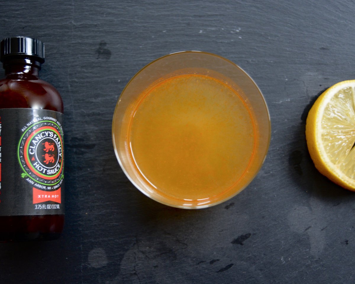 Clancys_Fancy's tweet photo. Kick off Thanksgiving festivities with... a kick. Our Sour Spice, A Little Nice cocktail is sure to be a hit. Recipe below:

1 oz simple syrup
1/2 tsp Clancy's xtra hot 
1.5 oz white rum 
1 oz lemon juice 
Shake with ice, &amp; serve. https://t.co/eAsG09s0Yv
