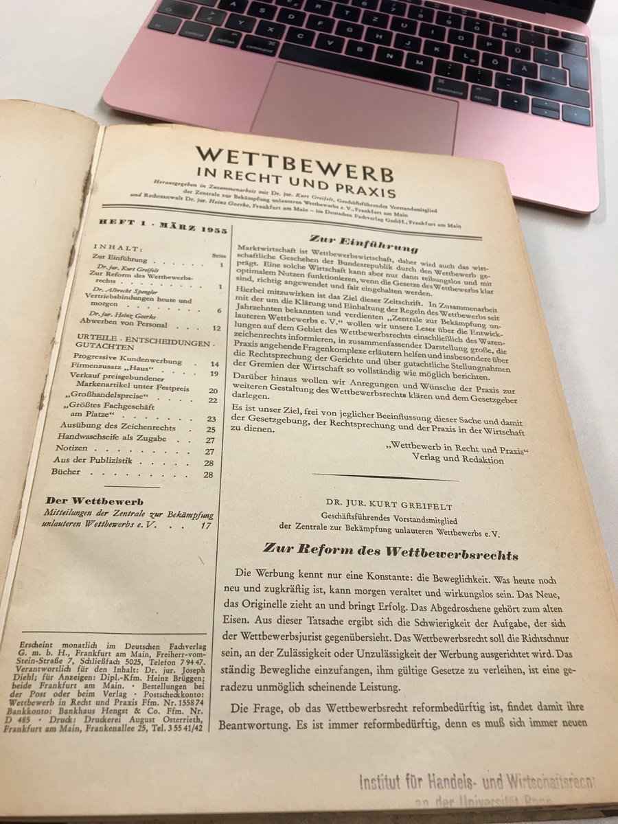 rainuwi's tweet photo. Die @W_R_P vom @dfv_de gestern und heute: #Erstausgabe Heft 1-1955 in gebundener Form und als wohlgehütetes Erstausgabe-Originalheft. #Bibtweet #Fundstueck #altesPapier #Traeumchen 😍 Das heute erschienene aktuelle Heft 12-2017 kann sich aber auch sehen lassen😉 @TorstenKutschke https://t.co/vNLlz15KeG