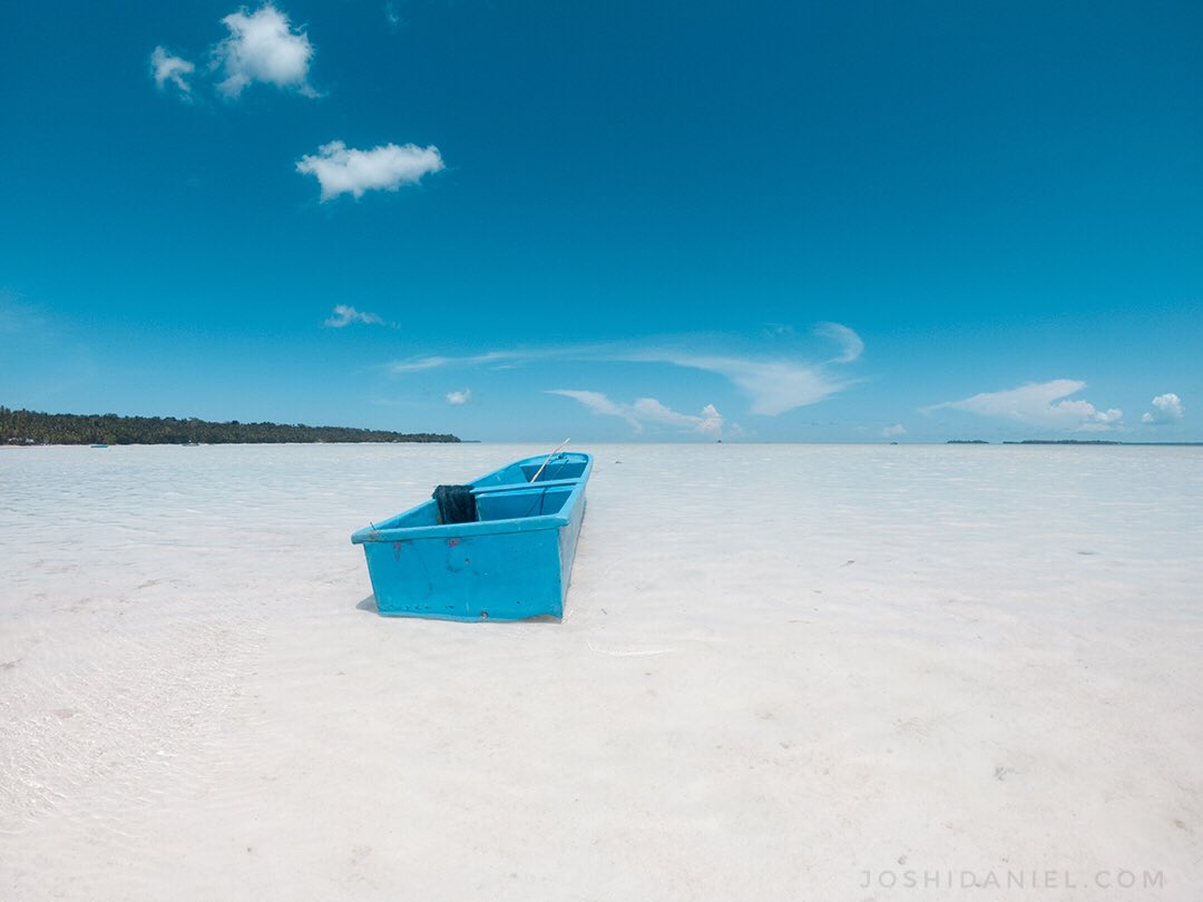 joshidaniel's tweet photo. Ohoidertawun, Kei Island, Indonesia | Shot on #GoProHERO6.
.
https://t.co/jjDEcXJDXN
.
#ExploreWonderfulIndonesia #GarudaIndonesia #WonderfulIndonesia #GoPro #HERO6 #travelphotography #TravelTuesday #GoPro2017 #Travelers #travelblogger https://t.co/JuGZoQl8T1