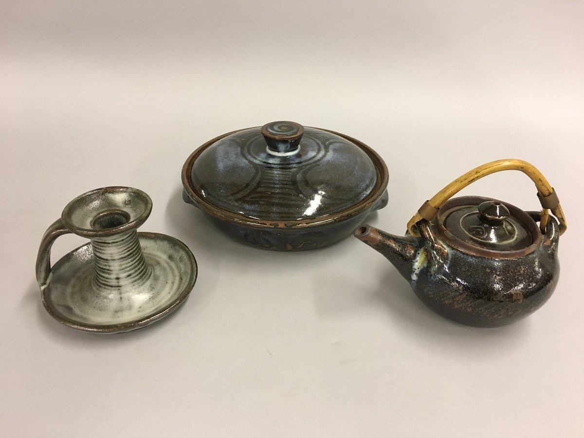 RachelAlmaHowie's tweet photo. Some stunning pieces of glazed pottery from Nigeria being packed today #collectionmove #conservation https://t.co/Kh06AeN1LB