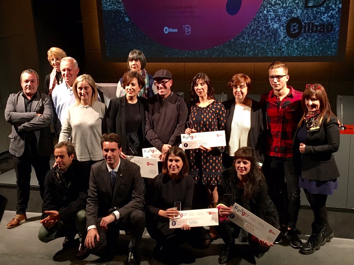 CODDBizkaia's tweet photo. Muchas gracias a todos los participantes y a los propietarios de los locales #Biziago!
¡Nos veremos en la próxima edición! #biDweek17 https://t.co/GV8bt5Mxf6