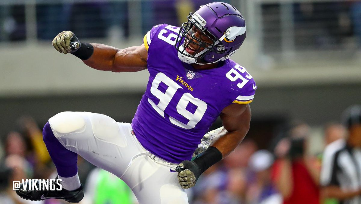 The #Vikings break into the top 5 of the power rankings after their 6th straight win.  📰: mnvkn.gs/uGcXXb https://t.co/Xg1AOojvqx