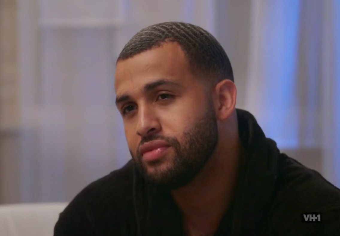 RealityGossipNw's tweet photo. Re-watching #lhhh and they get rid of lame Cisco, but plague us with this fool? SMDH https://t.co/SLv69vWsrd
