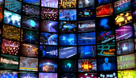 Scoping out a new flatscreen TV in the #BlackFriday deals? #Optics helped transform TVs from bulky contraptions to thin and lightweight panels that can hang on the wall. #WorldTelevisionDay ow.ly/YWFv30gA7OP.