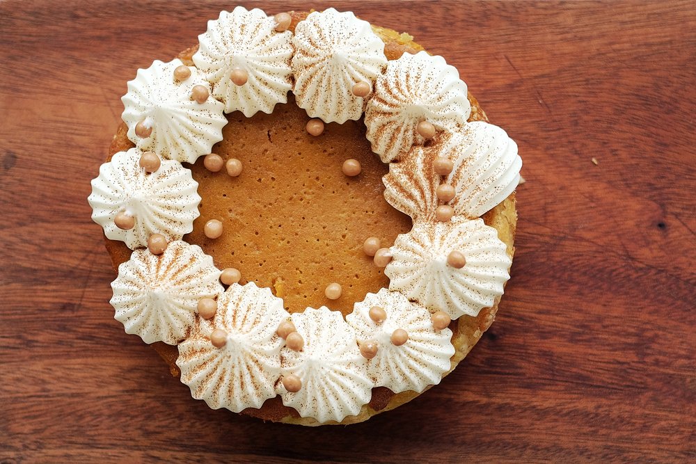 whereCHICAGO's tweet photo. WHERE we'll be today: Getting pumpkin pie @CindysRooftop, seeing #LiamGallagher @RivieraTheatre and making ornaments at #TalismanGlassStudio #whereshops #whereexplores https://t.co/TvLRHKFY8Y https://t.co/E6zaJLvTIS
