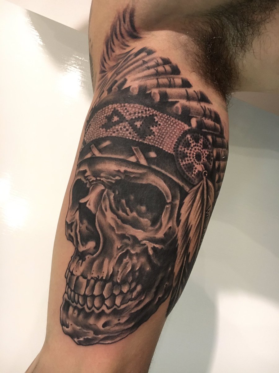 InkKingsUK's tweet photo. Today's work @inkkingsuk 💉👑 inner bicep tats 😩 #inkkings #tattoostudio #surrey #uk https://t.co/9ohxHYoyuR