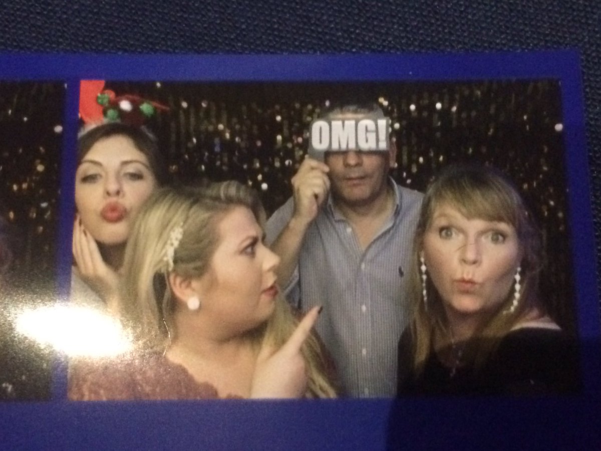 WoodKari's tweet photo. #eventimate winter party 2017 longleat Centerparcs https://t.co/Qx6GIOBcas