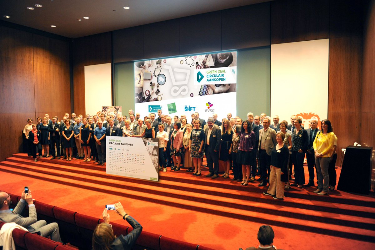 CirculFlanders's tweet photo. @ChristlJoris @VdBPatrick @Agorianl @MargheM That's why we and our partners @WeMakeTheShift @vvsg and @BeterLeefmilieu have launched the Green Deal for Circular Procurement, bringing together 150 public and private organizations to learn, detect barries and conduct 200+ experiments. https://t.co/j7kKjBYXHg #circularnow https://t.co/sklMSrcEmS