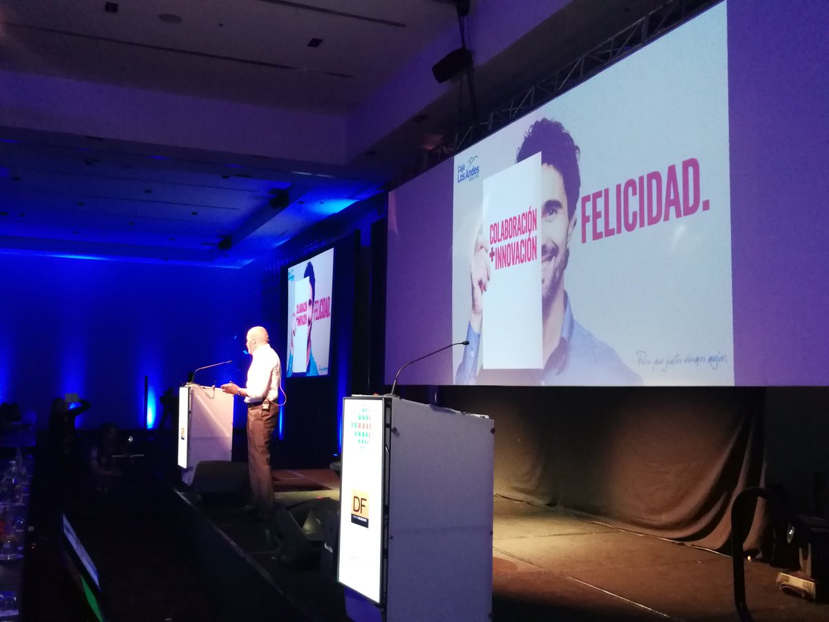 JuanDaJara's tweet photo. #yoviajoconelchile https://t.co/pW9Hoikxsk