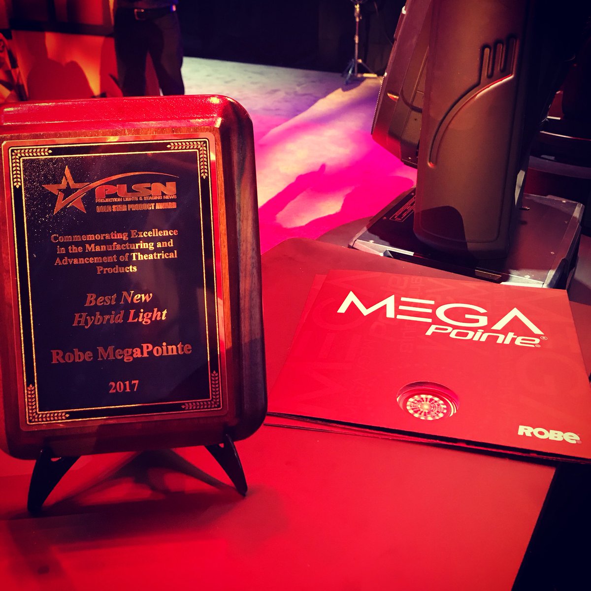 TheRobeWay's tweet photo. At #LDI2017 we were honored to receive the @PLSNMagazine award for “Best New Hybrid Light” with the new @Robelighting #MegaPointe luminaire. #therobeway #robelighting #robegear #robeinnovation #plsnmagazine https://t.co/rp2Ywgu4eQ