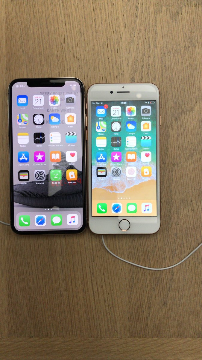 OscarSanchez's tweet photo. #IpnoneX vs lo que le pongas delante, da igual....
Ganas de sufrir sin necesidad 😱
Se aceptan regalos ahora que llega la 🎄🎅🤶 https://t.co/0R3IQgdTn3