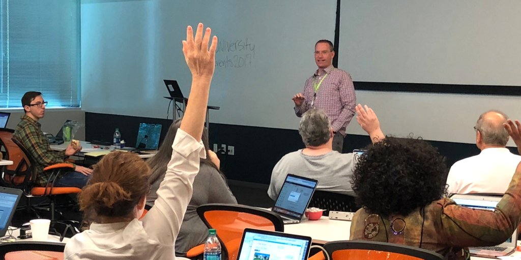 KeapGrowing's tweet photo. Want to learn more about the Infusionsoft platform? #InfusionsoftUniversity and @ClateMask can help you with automating your business! https://t.co/0q6kd4Kzxv https://t.co/3GJNyz5r3I