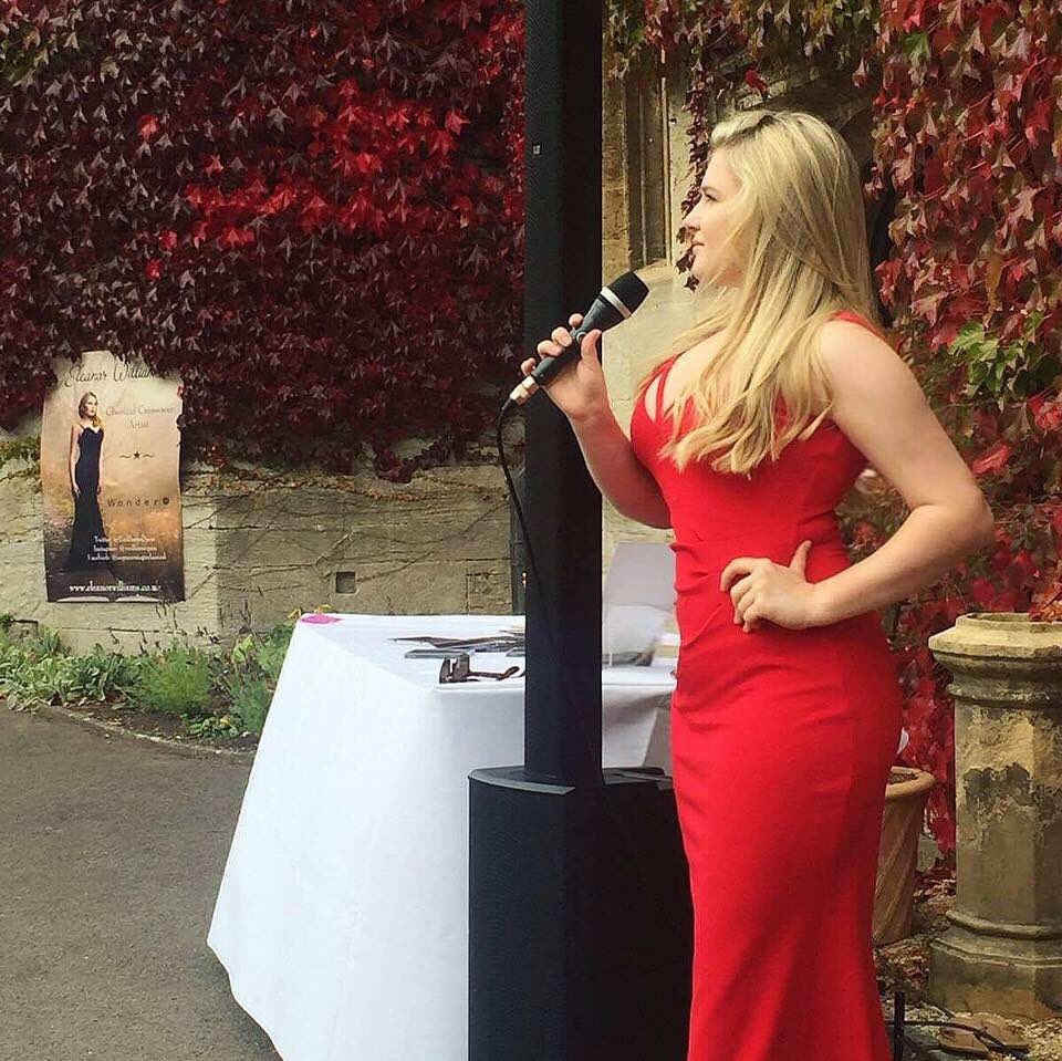 So excited to announce that I will be singing at the Christmas Light Switch-On in Marlborough on Friday 1st December! 🎤🎄#mulledwineattheready 😉🍷