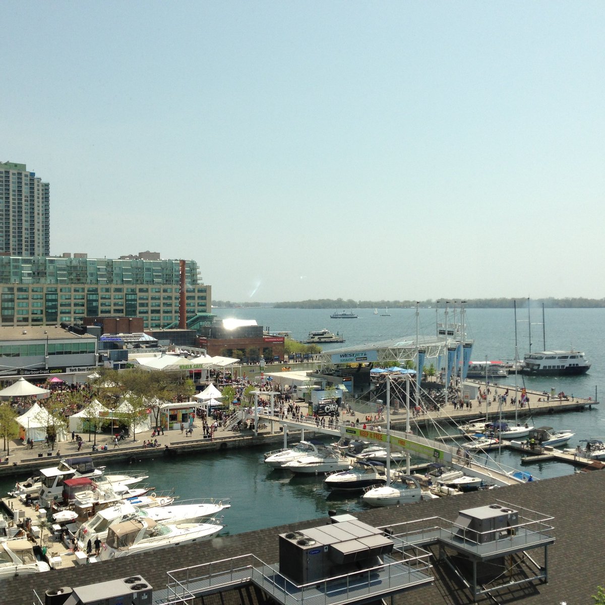 LuiBliss's tweet photo. #Downtown #DowntownToronto #ThisisDowntown #Ours #Toronto #Ontario #Canada #Harbor #Harbour #TorontoHarbour #Hotel #RoomWithView #Yacht #Yachts #Life #LifeStyle #TorontoLifestyle #WhatsYourLifestyle #Bliss #Dream #Dreams #Girls #BlissKingdom #5Stars https://t.co/lYhczFzFzS