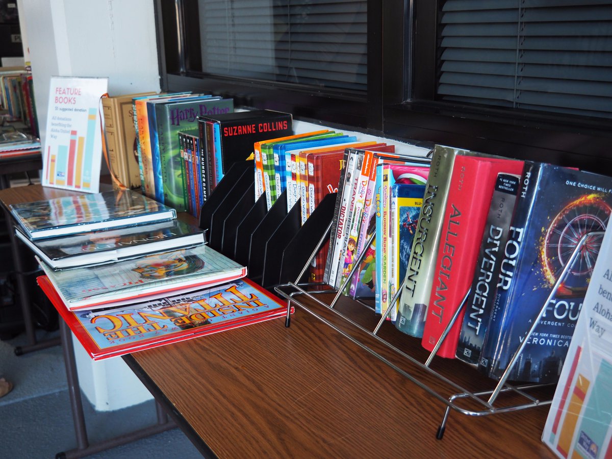 HTDCorg's tweet photo. #AUW Book Drive at #MIC96822 just starts! Join us for the #1 BEST DRAMATIC READING! Fiction books, children books, DVDs, CDs, coffee, donuts, and more! Please come and support @alohaunitedway! https://t.co/E1BmvRZ532