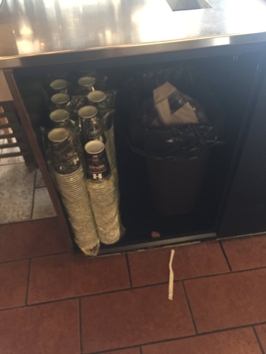 JordanAmaley's tweet photo. @HarveysCanada can you explain how this is sanitary? #Gross https://t.co/jamn8fhg84