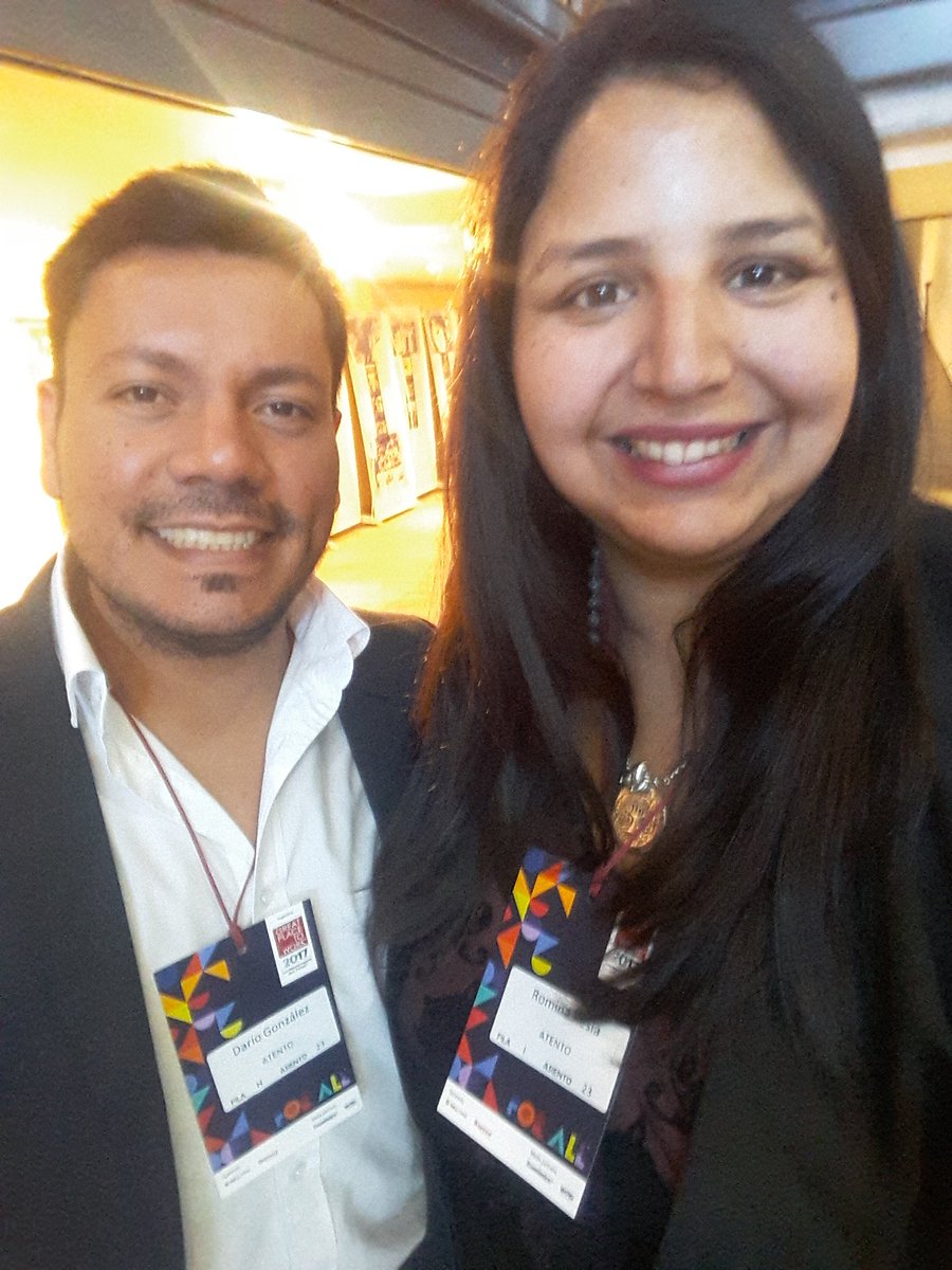 roressia's tweet photo. #Chaco y #Tucuman y @AtentoArgentina en los premios @GPTW_Argentina https://t.co/JgU8FGcaXs