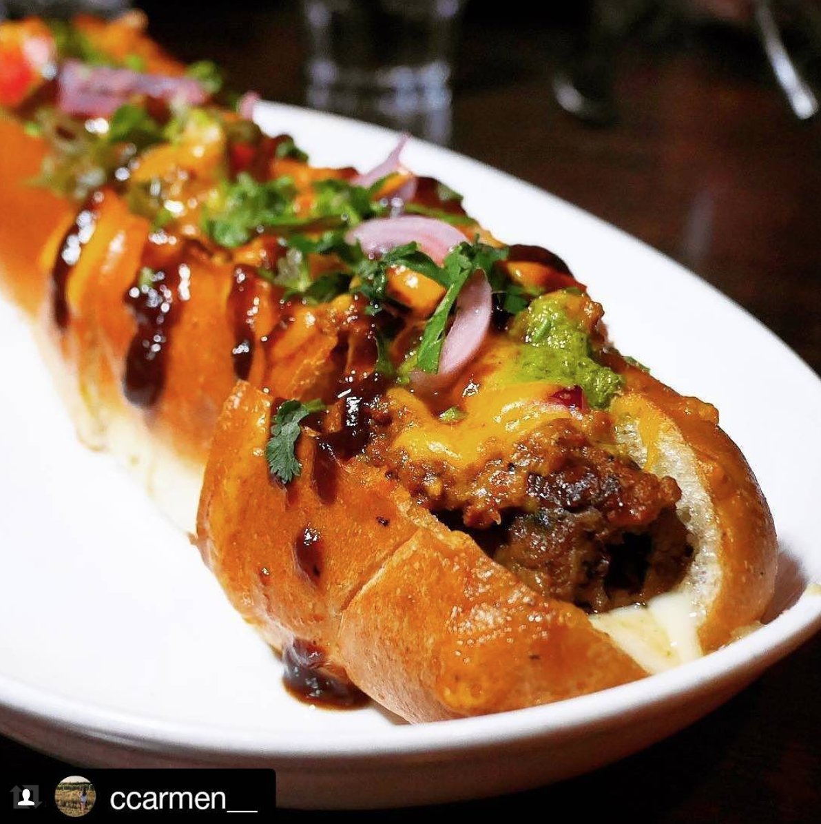 HelloJiToronto's tweet photo. We know what we're having for dinner! 😍 Foot Long Lamb Seekh Kebab #indianpub #stclairwest #416eats https://t.co/aIolFj50MX