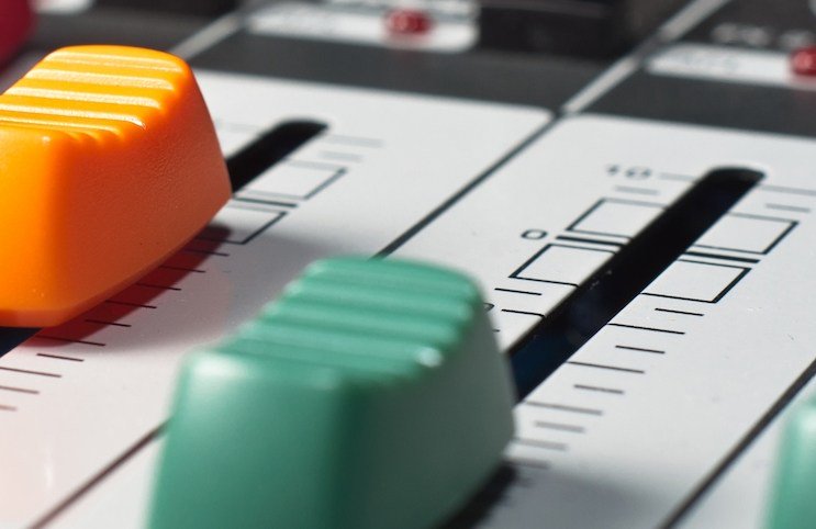 typeboard's tweet image. How Cryptocurrency is Helping to Shape the Music Industry typeboard.com/2017/11/21/how…