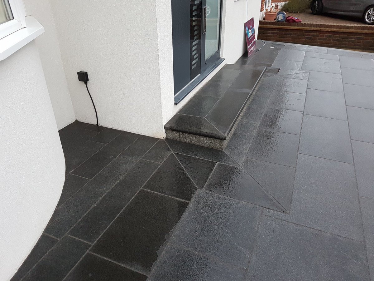 Adsungroup's tweet photo. #granite #paved #Driveway with black #basalt border and step and #lighting 
@PavingTraisbeck https://t.co/6LXcdkxObU