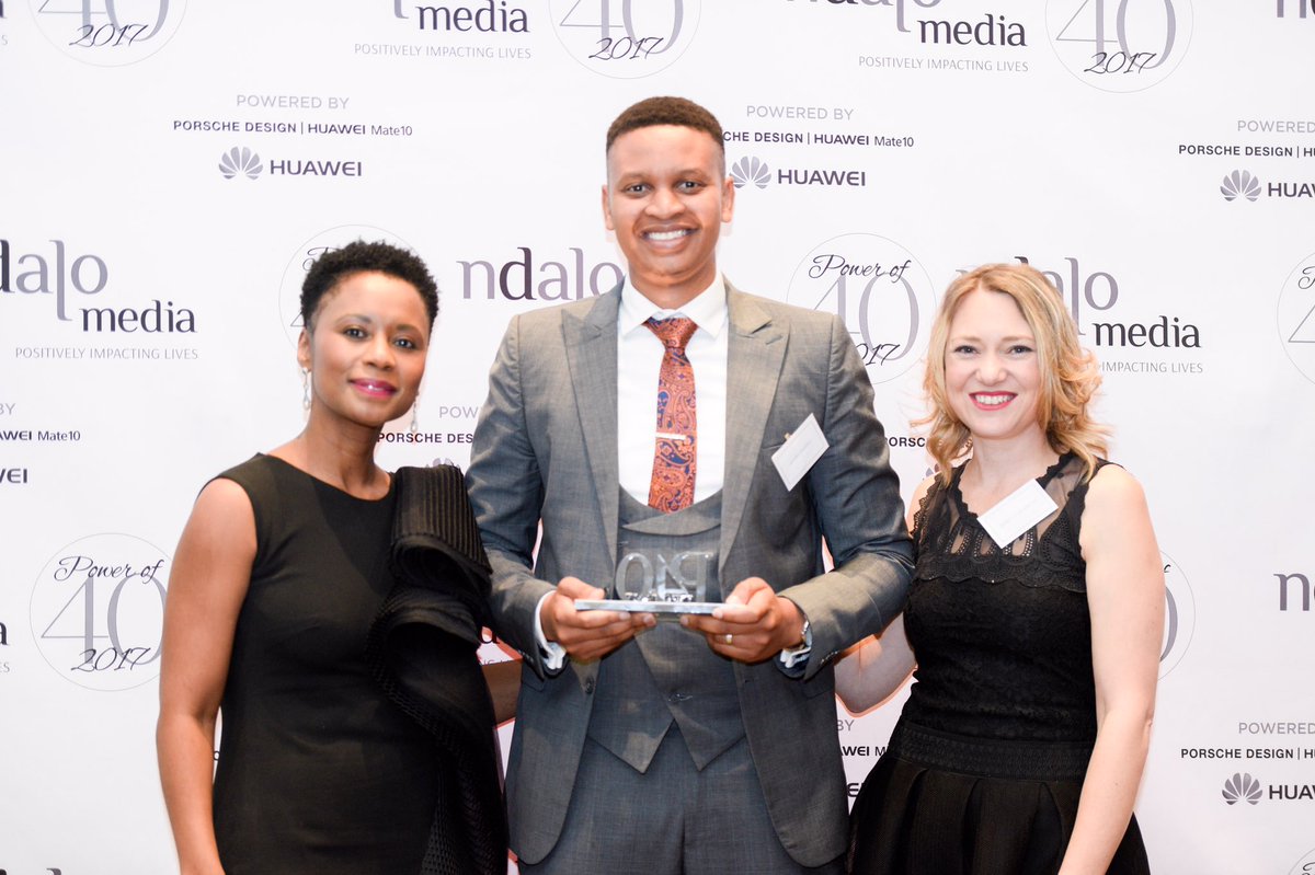 DestinyConnect_'s tweet photo. A massive shout out to the Destiny MAN's 2017 overall winner, Gontse Sekhitla, Head of Risk Product Development: Liberty Corporate. #DestinyPowerOf40 #HuaweiMate10 https://t.co/5NZUCl8UAW