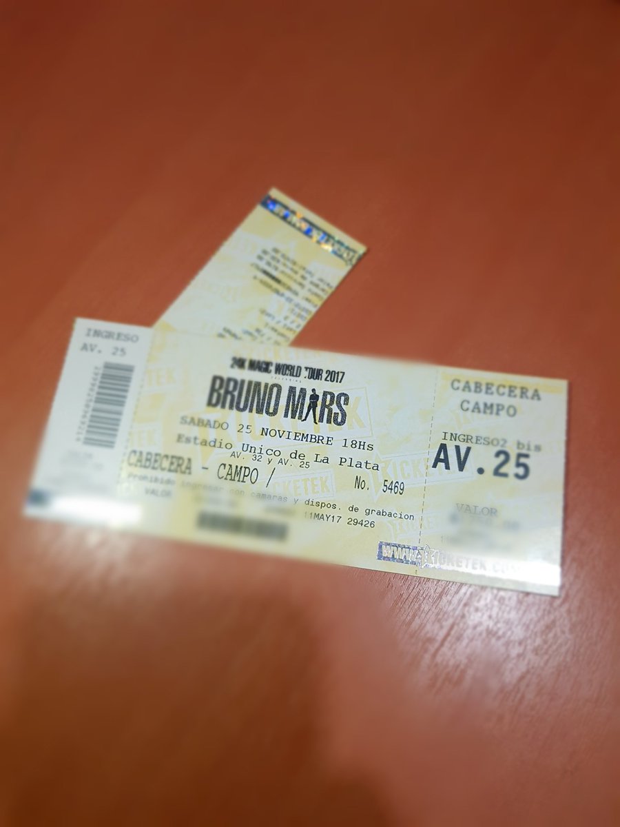 lpzbruno_'s tweet photo. Vendo ! #BrunoMars https://t.co/Y2eCNAL573