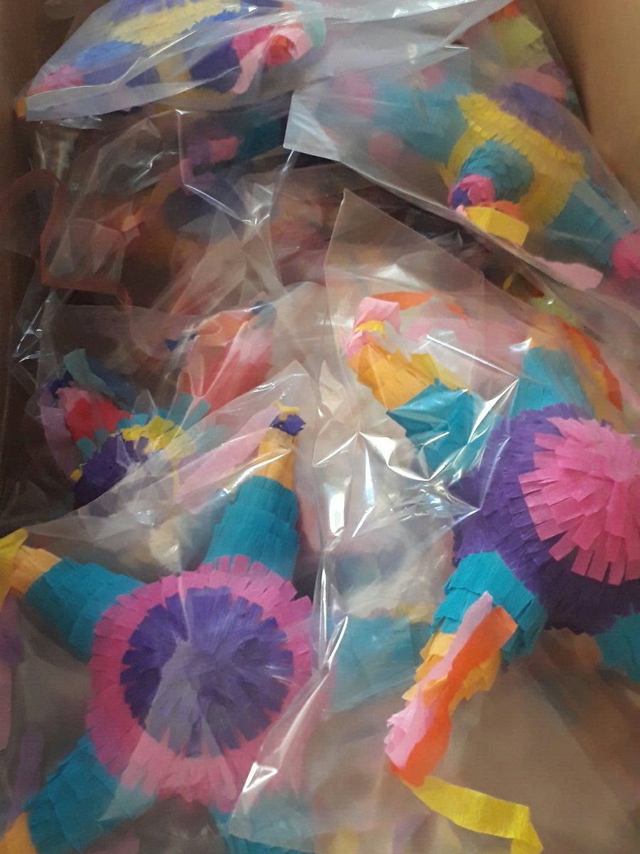 Pinatas_Cancun's tweet photo. Listas para ser entregadas... https://t.co/qxKjNpwwVT