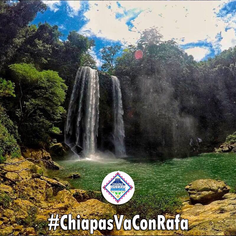 ZINNIANAVARRETE's tweet photo. Nos han demostrado que los buenos gobiernos existen. El cambio es posible. NO AL DEDAZO!
#ChiapasVaConRafa 
@TuxtlaConRMV_ 
@RafaMorenoValle https://t.co/mzxoB8FSVa