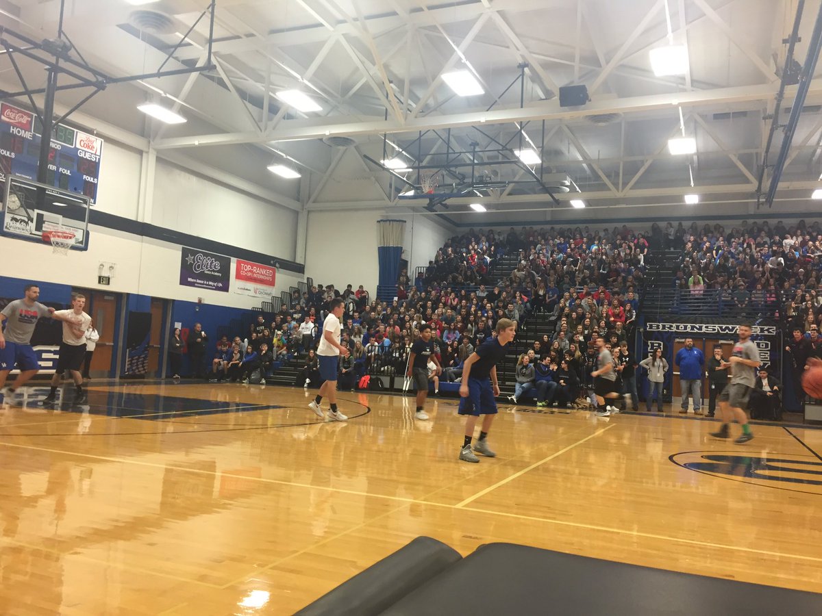 BHSLINK's tweet photo. Thank you to everyone who participated in this years student vs staff basketball game!! This years winning team is the students! Final 51-50 https://t.co/bKTPC0HRRd