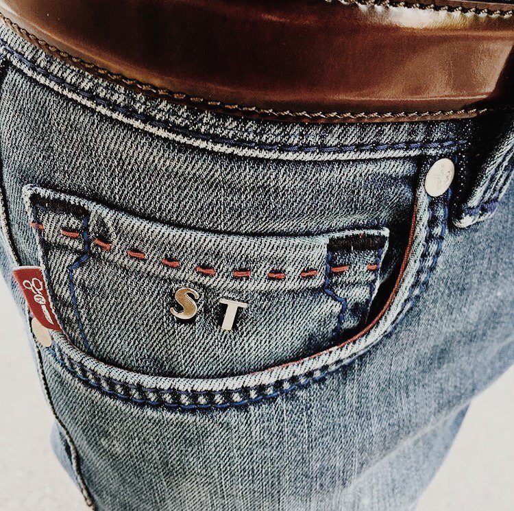 TramarossaJeans's tweet photo. #Tramarossa // #SartoriaTramarossa, the only denim with your initials
-
Link // https://t.co/BhIf1zkxCZ https://t.co/UEhX5QRMG7