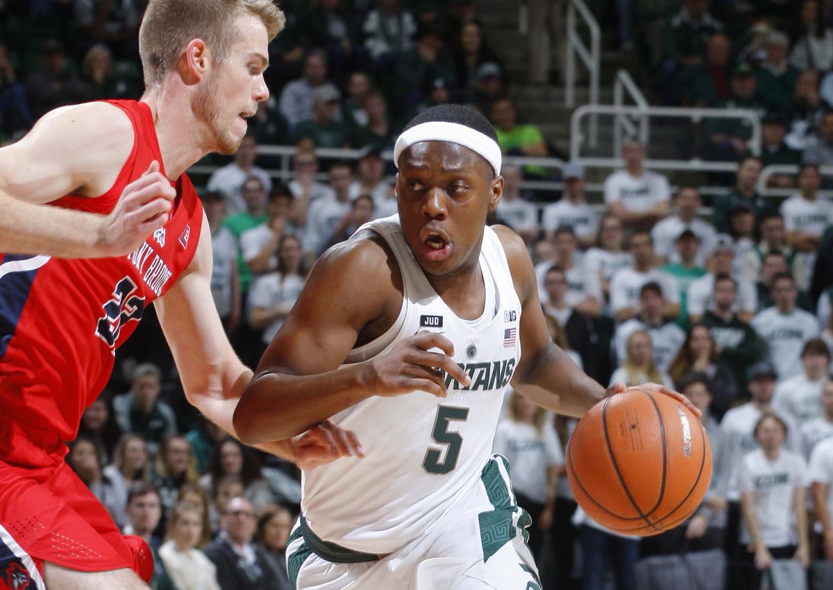 detnews_sports's tweet photo. Izzo: Choices keeping MSU from being ‘really good’ From @mattcharboneau https://t.co/kf87MTOmFg https://t.co/j8Mk1PZeTx