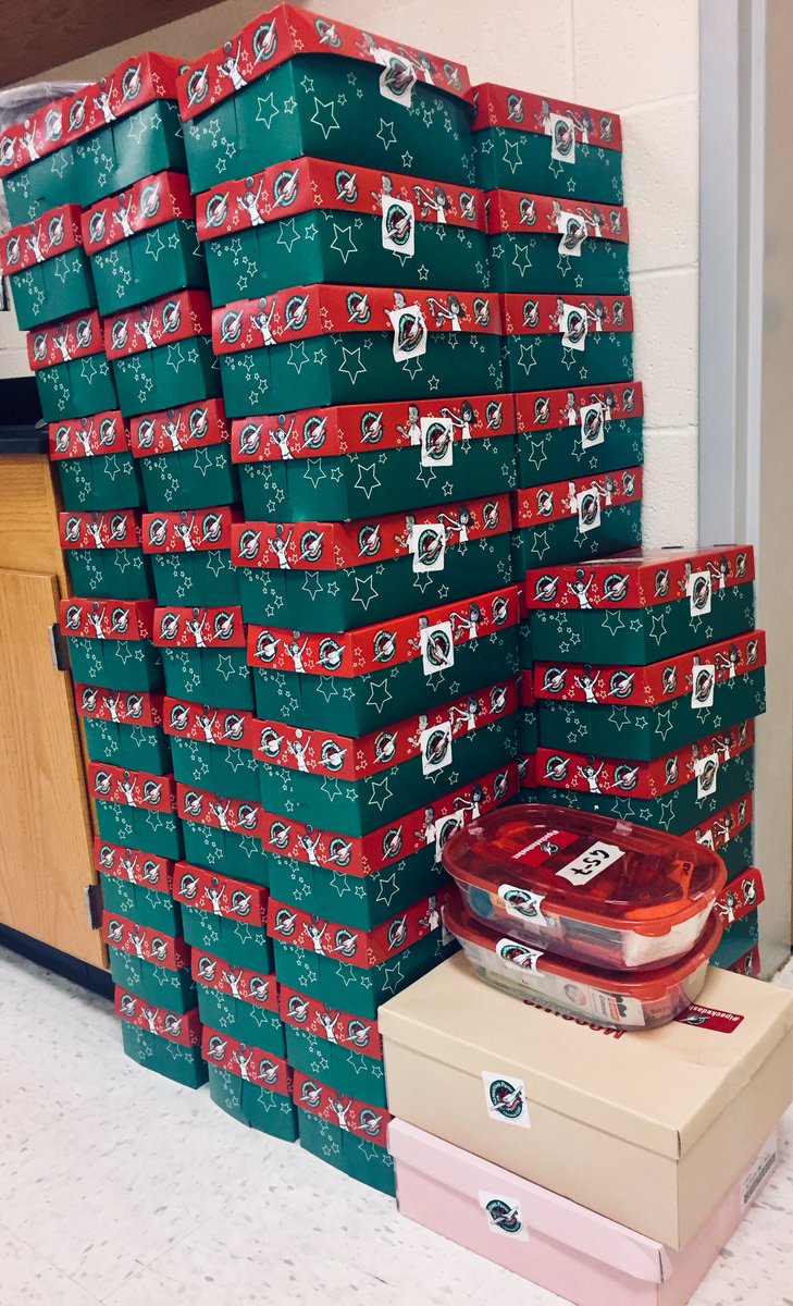 MrRVarghese's tweet image. Thank you 👏 #ButlerTFC &amp;amp; Bulldog staff, students &amp;amp; families for helping us to set a NEW Butler #OperationChristmasChild record: 7️⃣6️⃣ shoeboxes! That’s not just 7️⃣6️⃣ presents this holiday season, but 7️⃣6️⃣ children who are touched with the love ❤️ of Christmas!