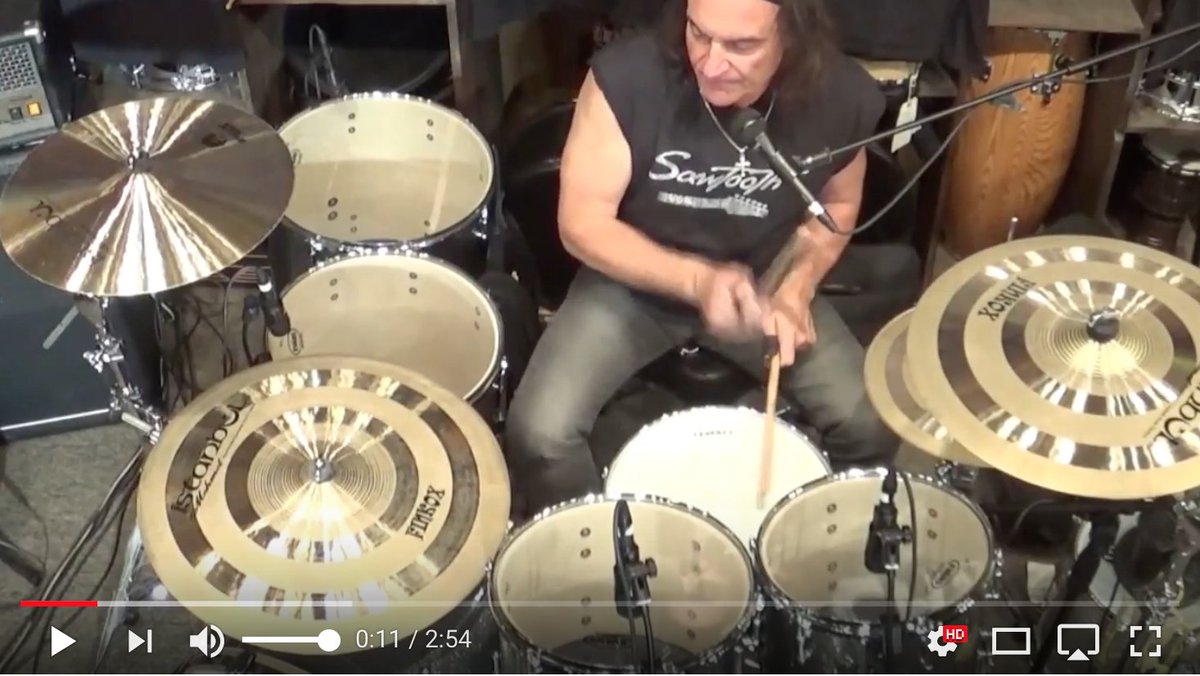 Sawtooth_Music's tweet photo. Looking for the best #LIVEFOOTAGE of #VinnyAppice on his #Sawtooth #CommandSeries #6Piece with 24" Bass Drum? All the greatest hits from his #LiveClinic with the #ResurrectionKings at @GoDpsMusic on 10/13/17.#DEMO https://t.co/puuTPa1M4c His kit: https://t.co/gglC8zbxRE #Drummer https://t.co/UNFBo2ge5c