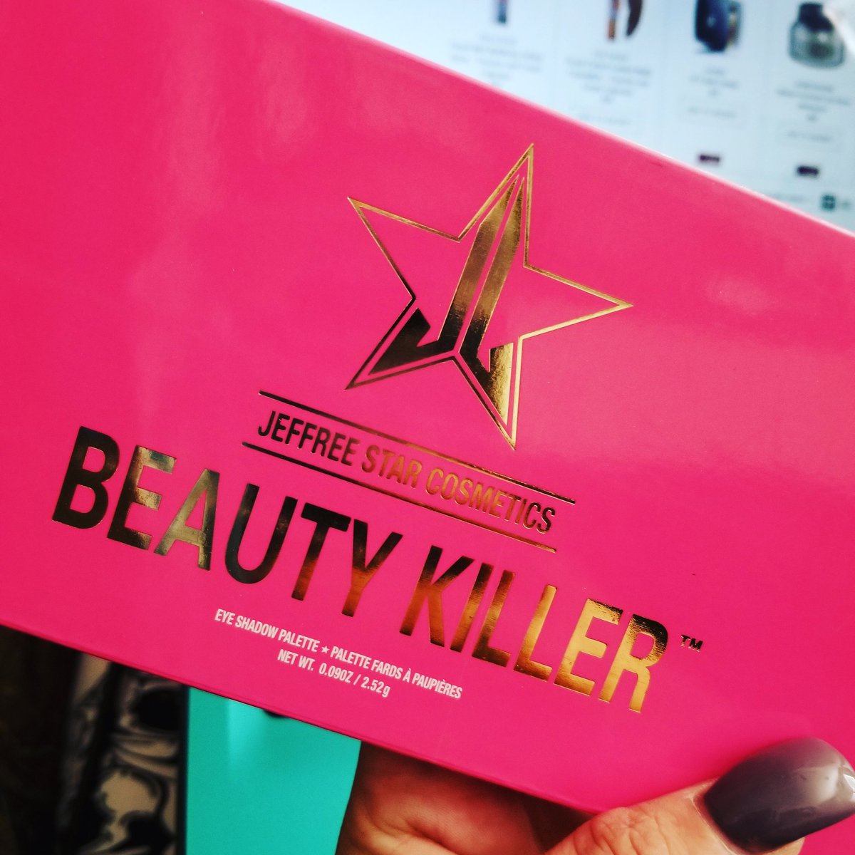KittyRushing's tweet photo. @JeffreeStar #beautykiller #thisislife #makeupjunkee #makeupwhore #sexyaf #MakeupAddict https://t.co/cPAolqyE48