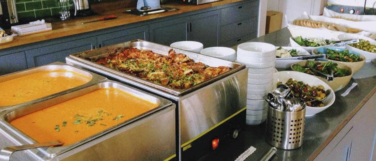 PastaBoxHQ's tweet image. Got a shindig, soirée or event coming up? Have us cater for you! Wondering just how delicious our grub is? Drop by our lunch counter to find out... Find out more: pastabox.ie 🎉